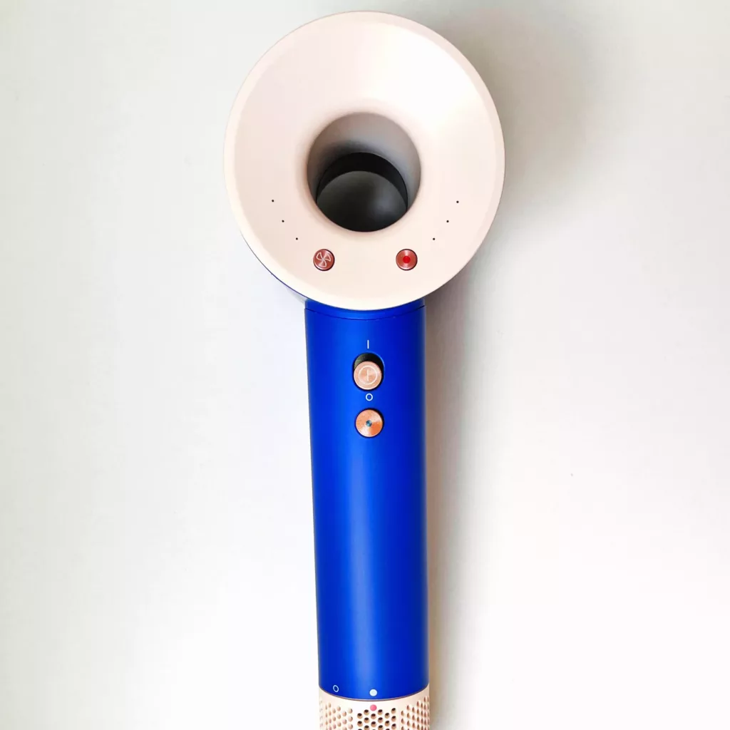 سشوار حرفه ای مدل hello01