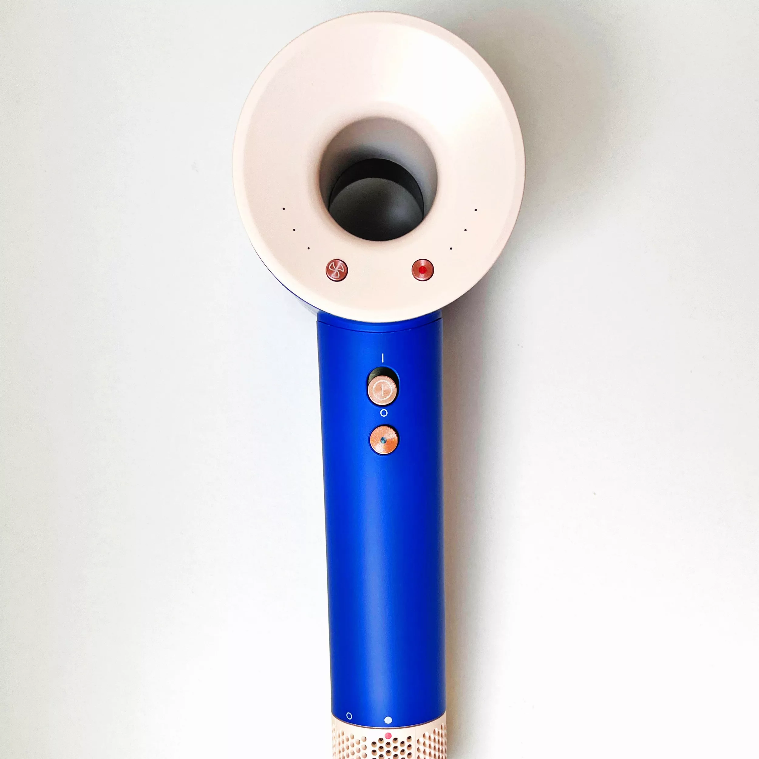 سشوار حرفه ای مدل hello01