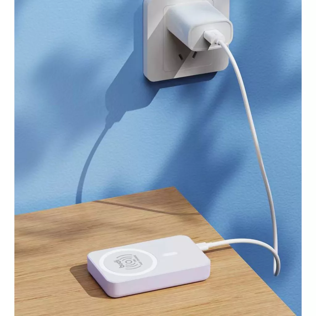 پاور بانک بودی مدل PB081W ظرفیت 10000 میلی آمپر ساعت