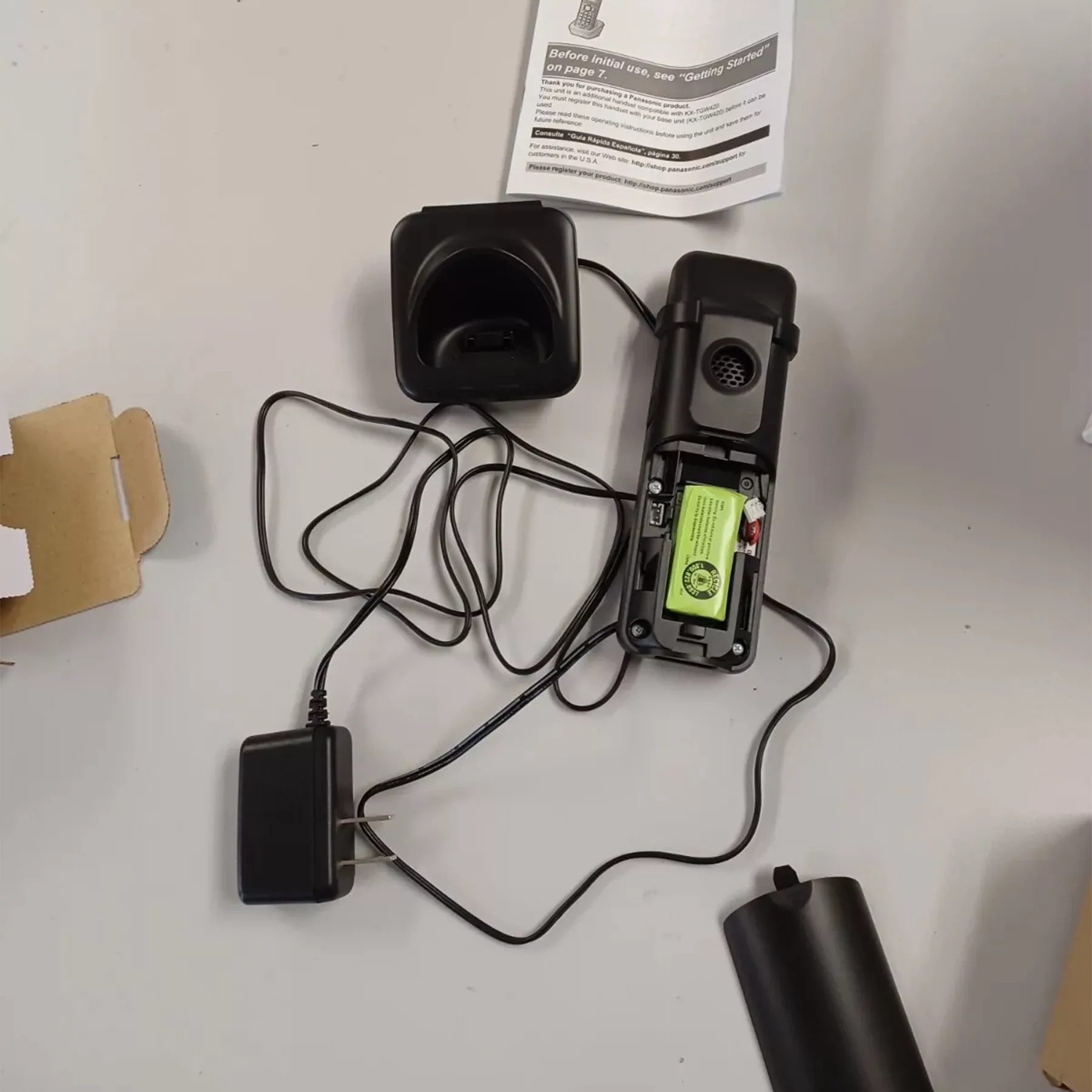 تلفن پاناسونیک مدل KX-TGW420