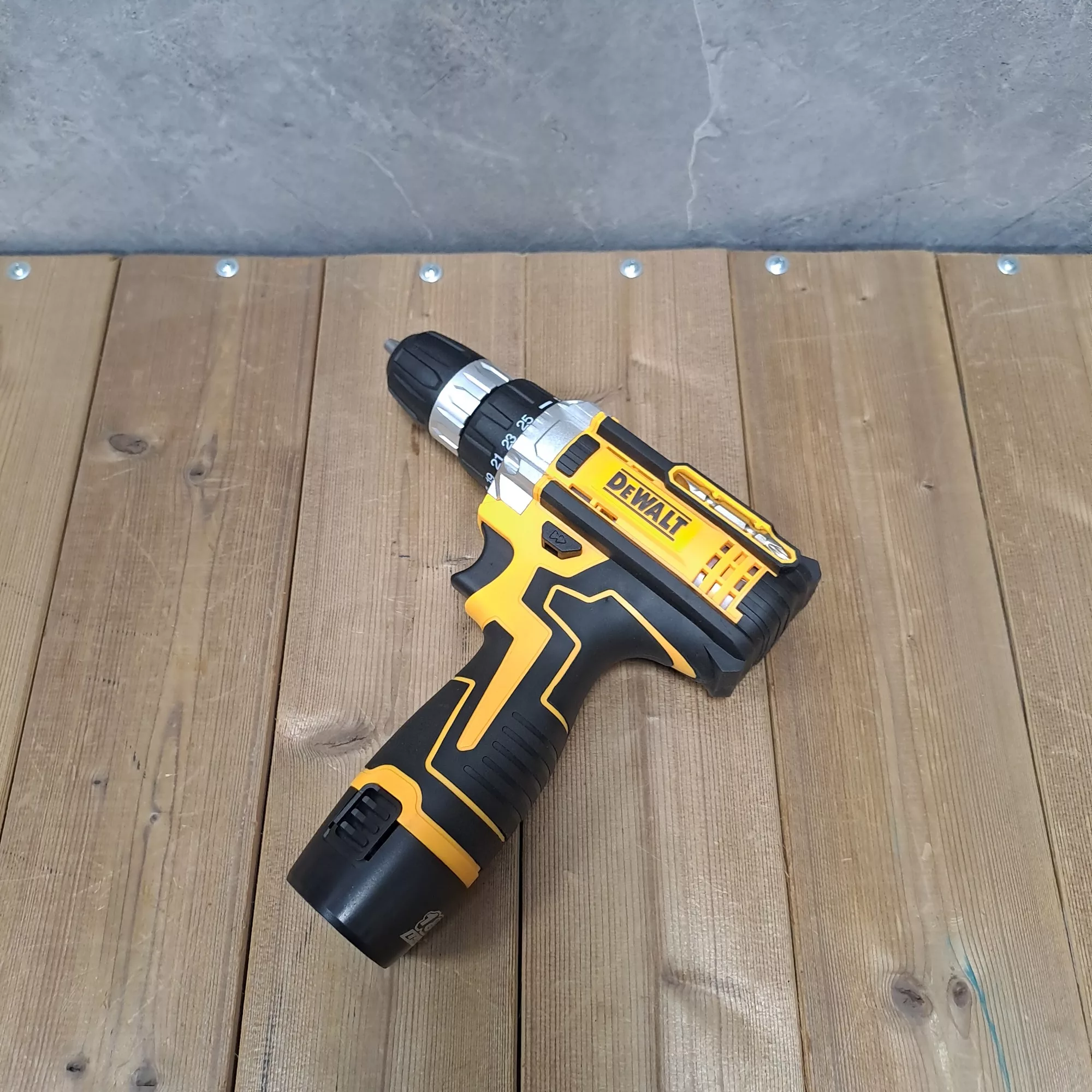 دریل پیچ گوشتی شارژی صنعتی  مدل 18V کد 01