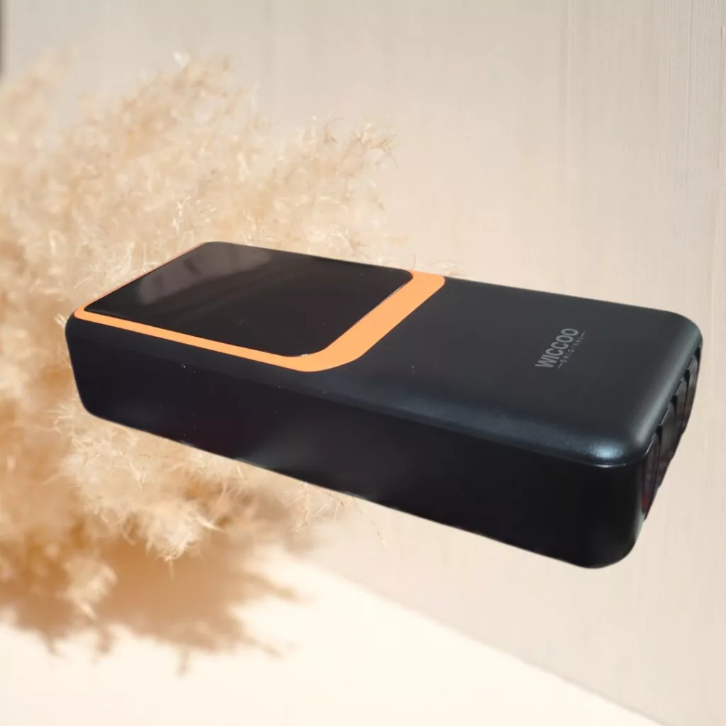 پاوربانک مدل WICC00-20000mah ظرفیت 20000 میلی آمپر ساعت