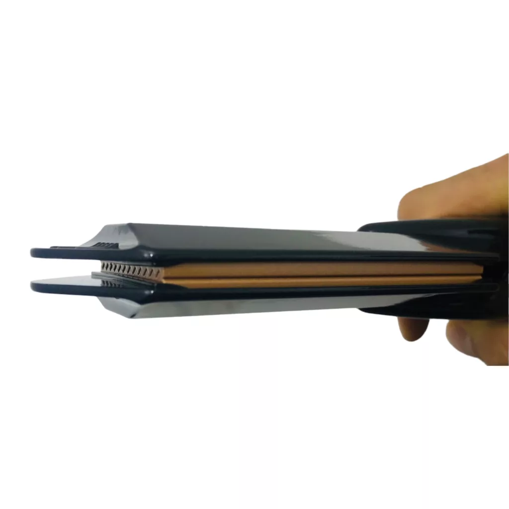 اتو مو روزیا مدل HR796