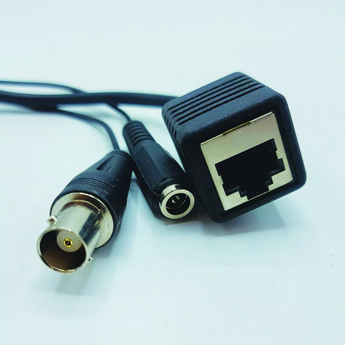 دوربین مدار بسته آنالوگ آی پی کمرا مدل TCP-IRV540P