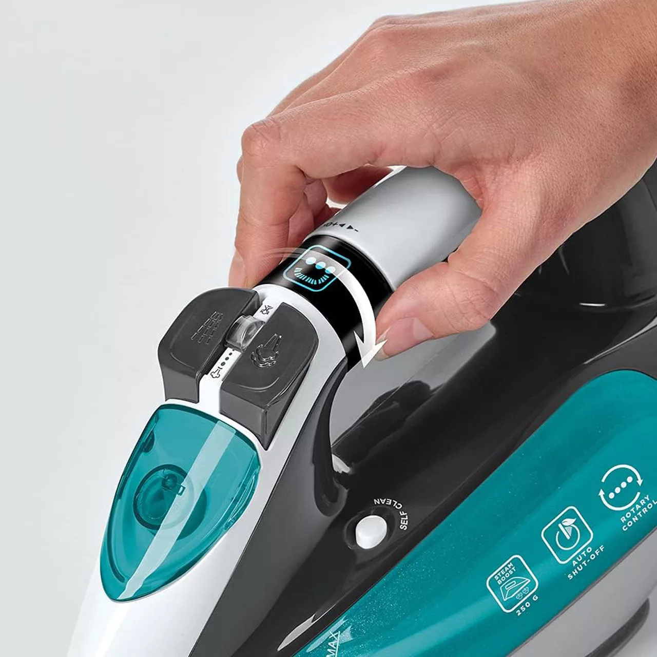 اتو بخار پولتی مدل QS220