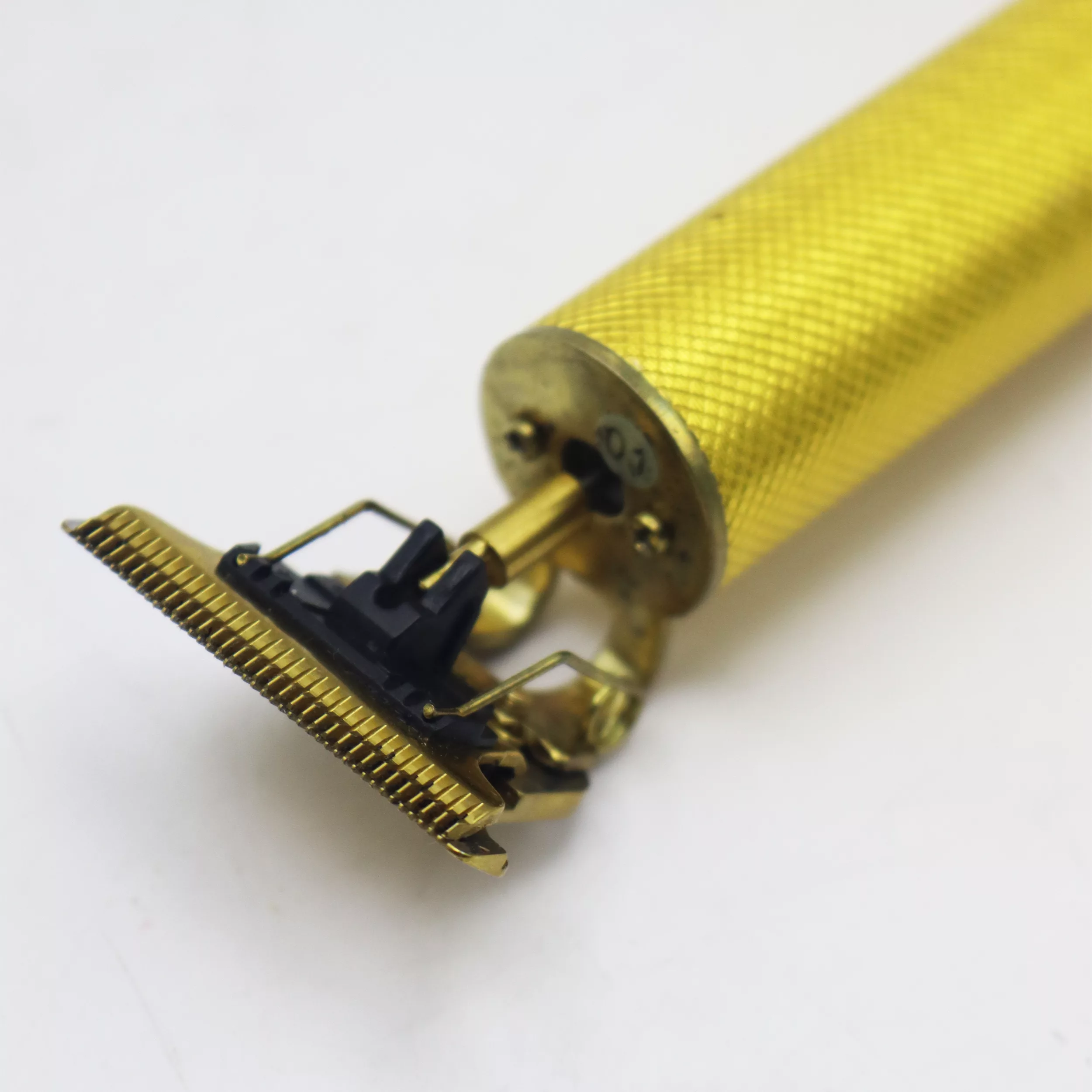 ماشین اصلاح موی سر و  صورت شارژی وینتج مدل YP-T9