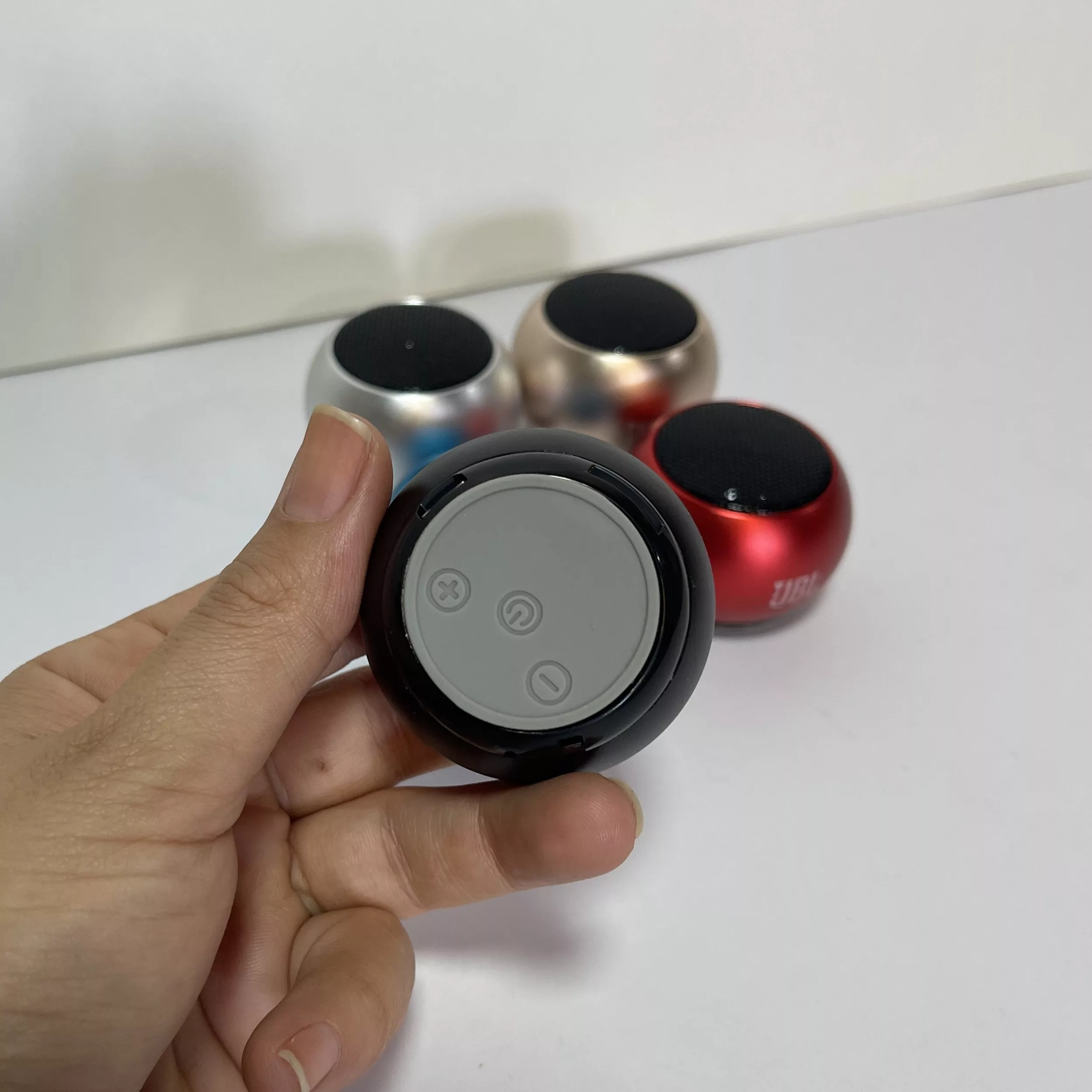 اسپیکر بلوتوثی قابل حمل مدل انگشتی