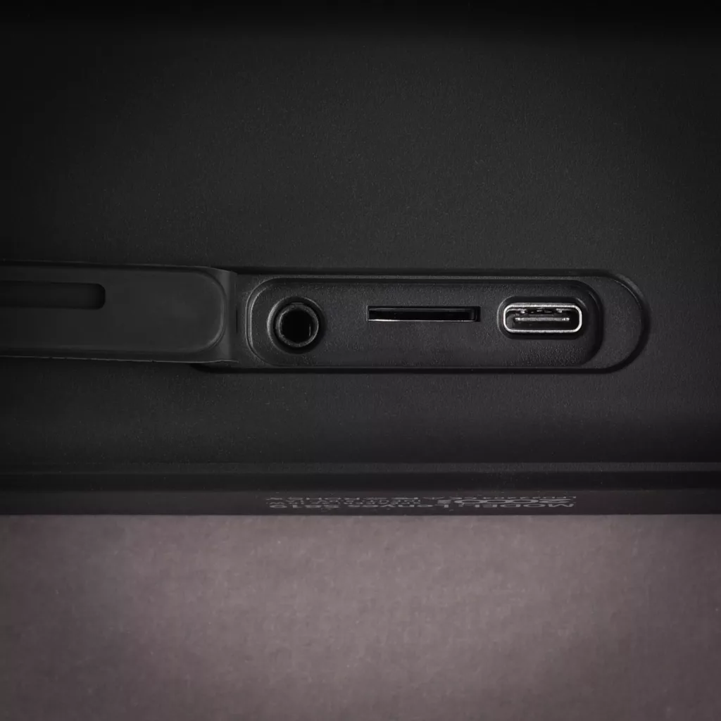 اسپیکر بلوتوثی قابل حمل لنیز مدل S819