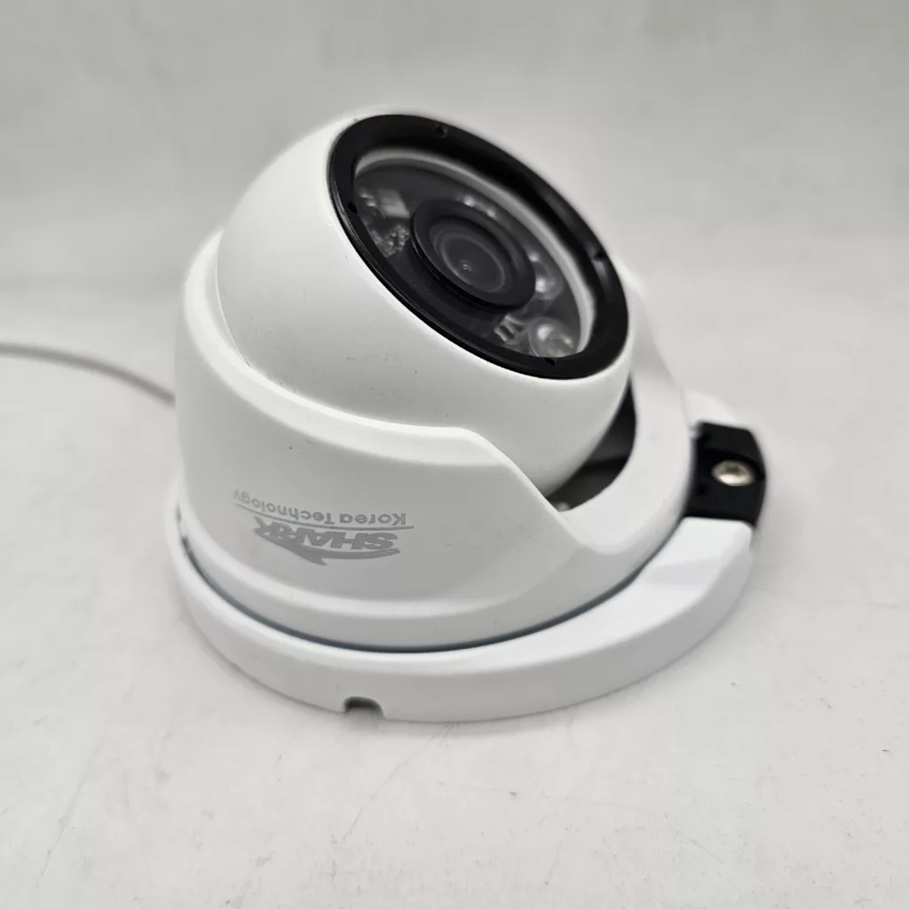 دوربین مداربسته شارک مدل warm light-SH3010FTL53AHD