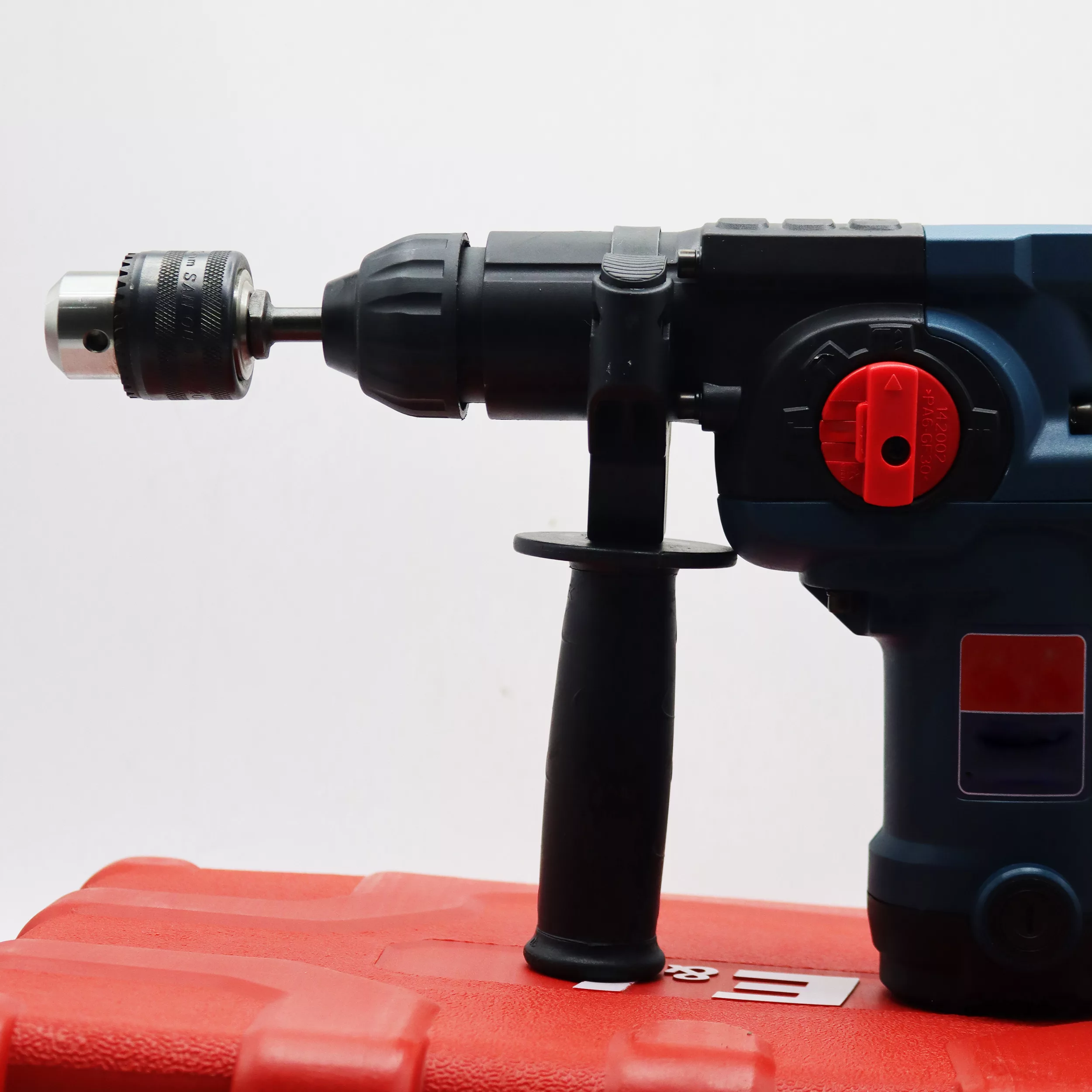 دریل بتن کن مدل YP-E and L-R.H 3204-710W