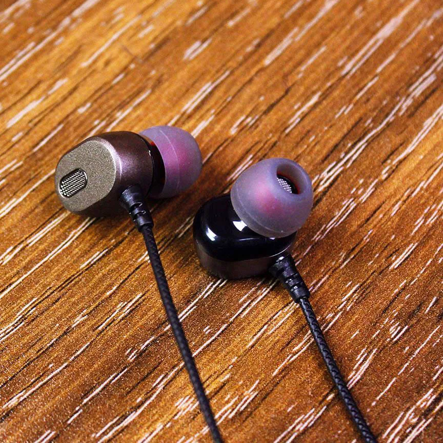 هندزفری بی کیو زد مدل U12