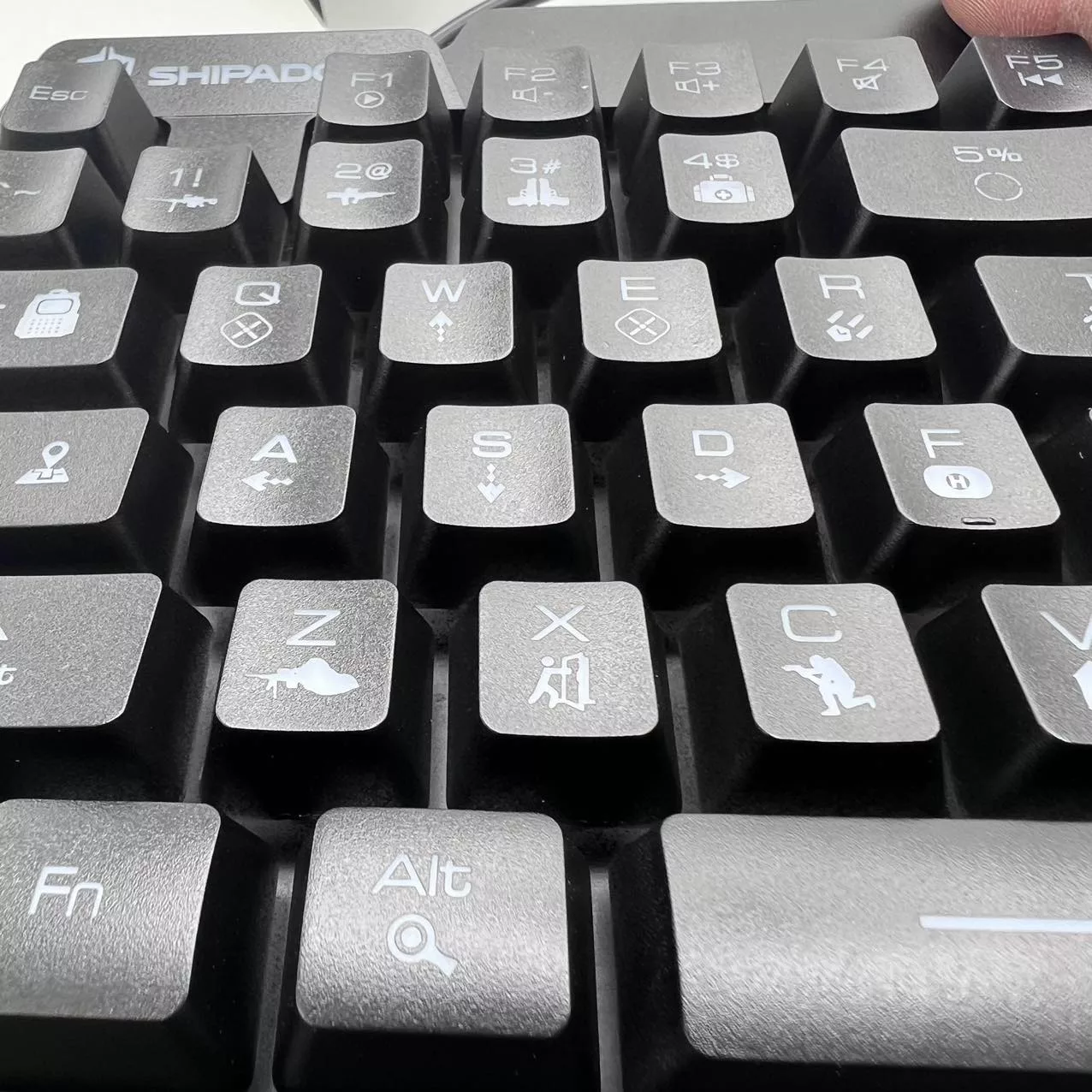 کیبورد گیمینگ شیپادو مدل RGBF6، سوییچ ممبران، Tenkeyless، نورپردازی LED RGB