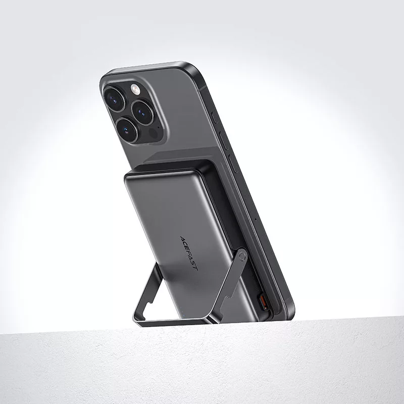 پاوربانک مگنتی ایس فست مدل M17 ظرفیت 10000 میلیآمپر ساعت