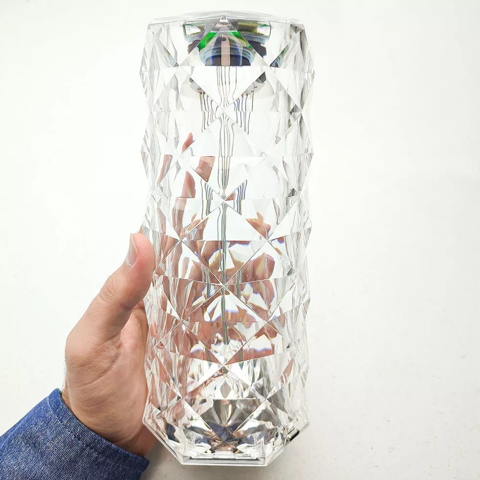 اسپیکر بلوتوثی قابل حمل مدل رقص نور دار طرح منشوری