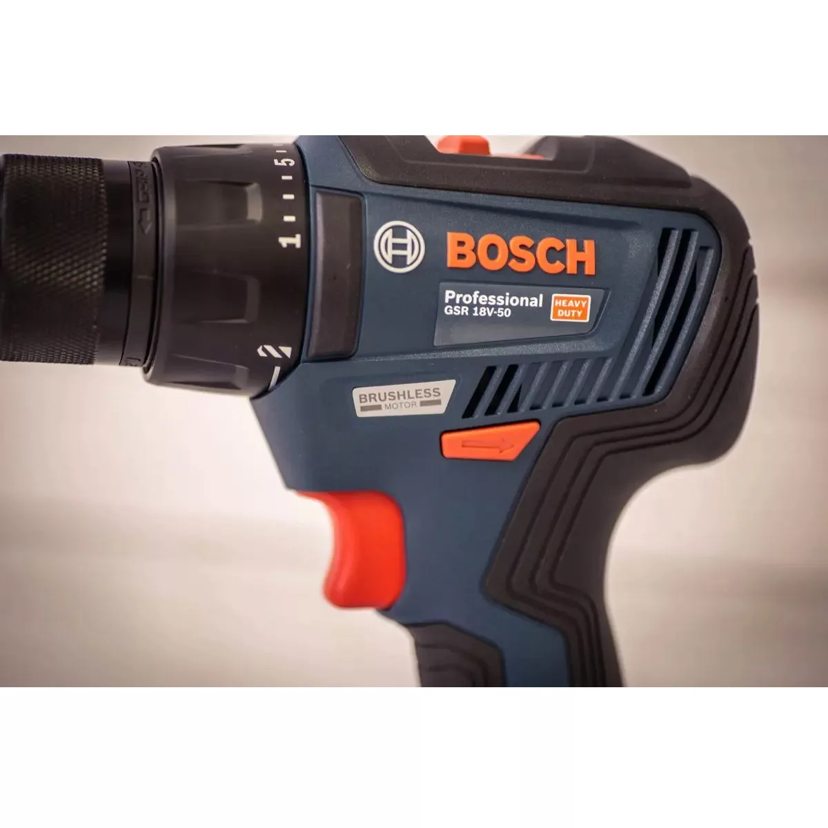 دریل  پیچ گوشتی چکشی شارژی بوش مدل GSB 18V-50 Professional HEAVY DUTY