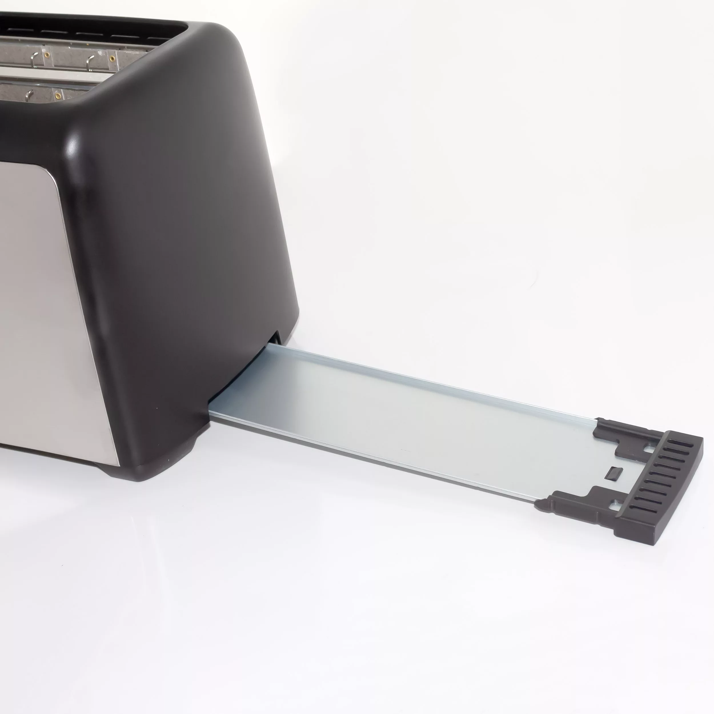 توستر نیکای مدل NBT-666-S1