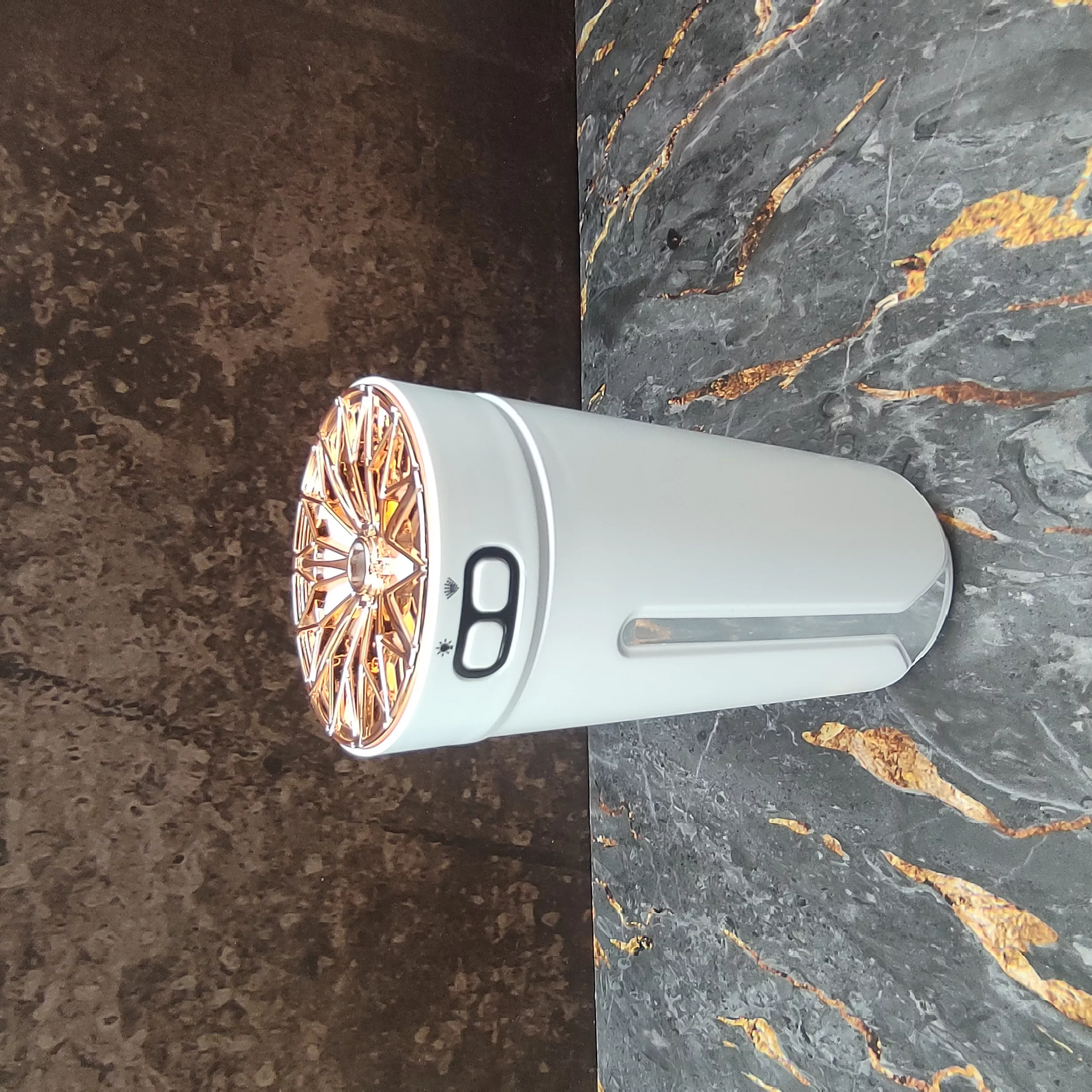 دستگاه بخور سرد مدل CW567