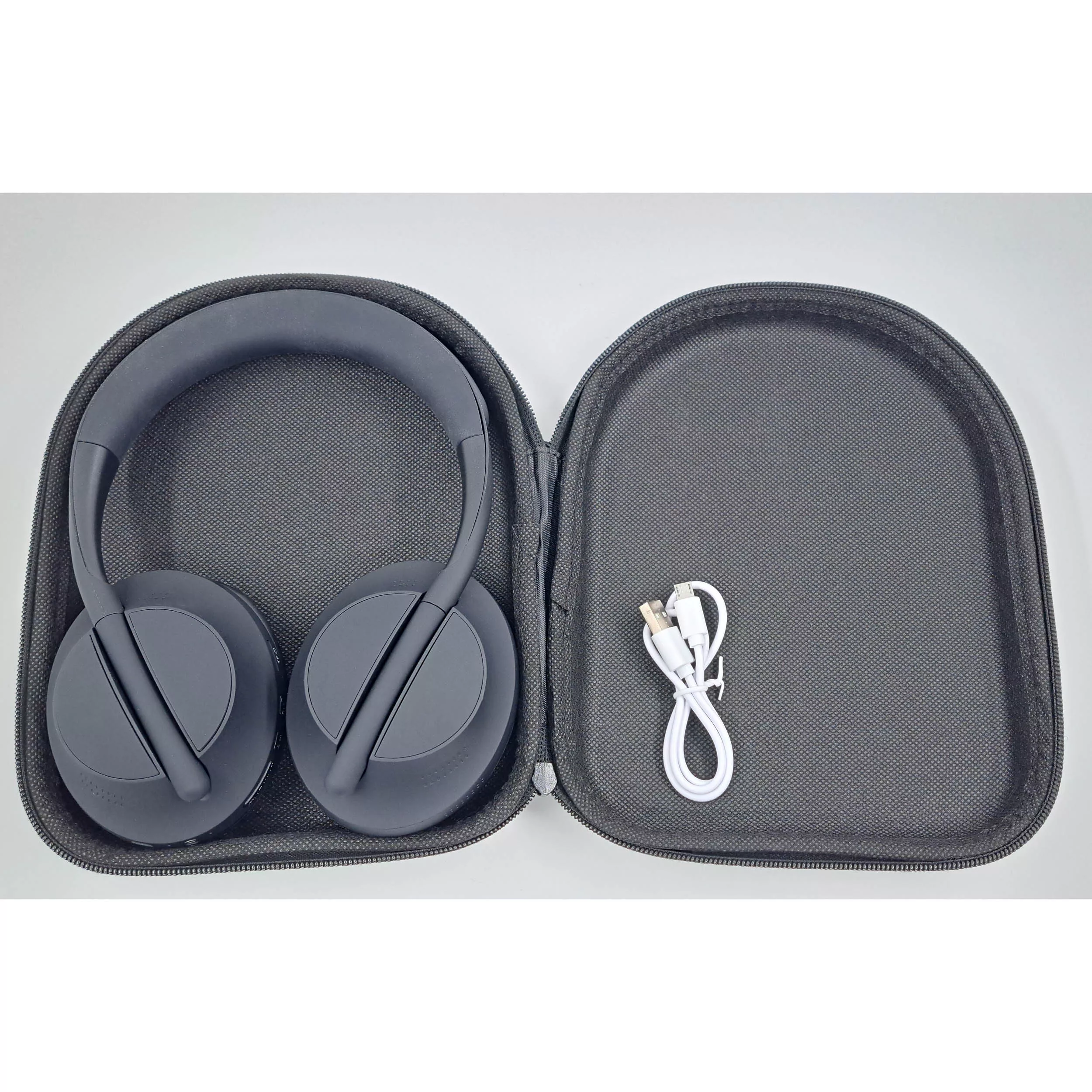 هدفون بی سیم مدل 700