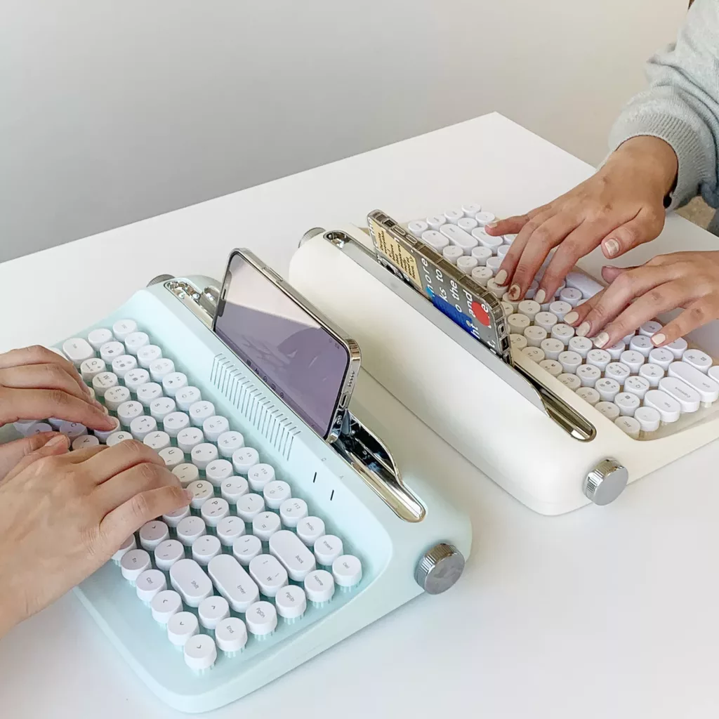 کیبورد بی سیم اکتو مدل B305، سوییچ ممبران، Tenkeyless