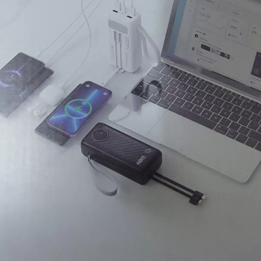 پاوربانک مدل 4OOOOmah ظرفیت 40000 میلی آمپر ساعت