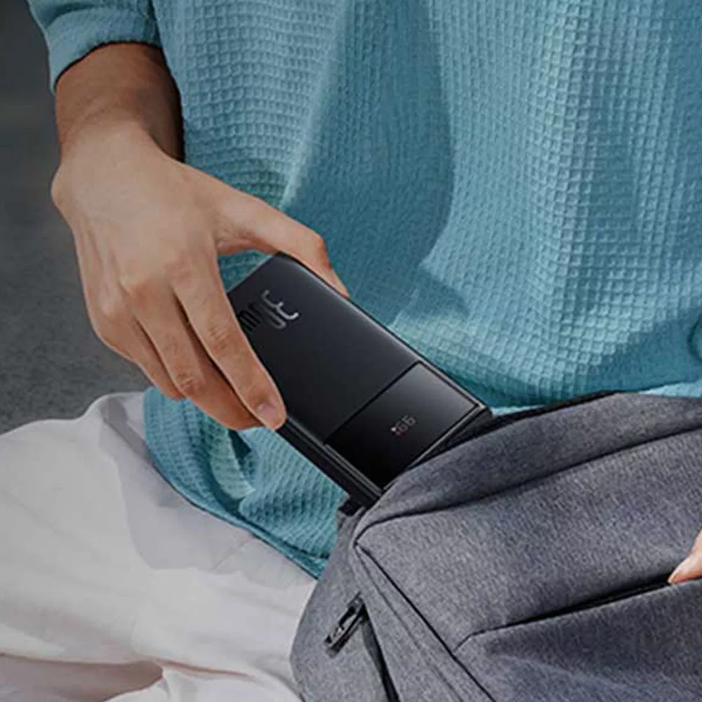 پاوربانک 30 وات بیسوس مدل Star-Lord Digital Display Fast Charging ظرفیت 10000 میلی آمپر ساعت