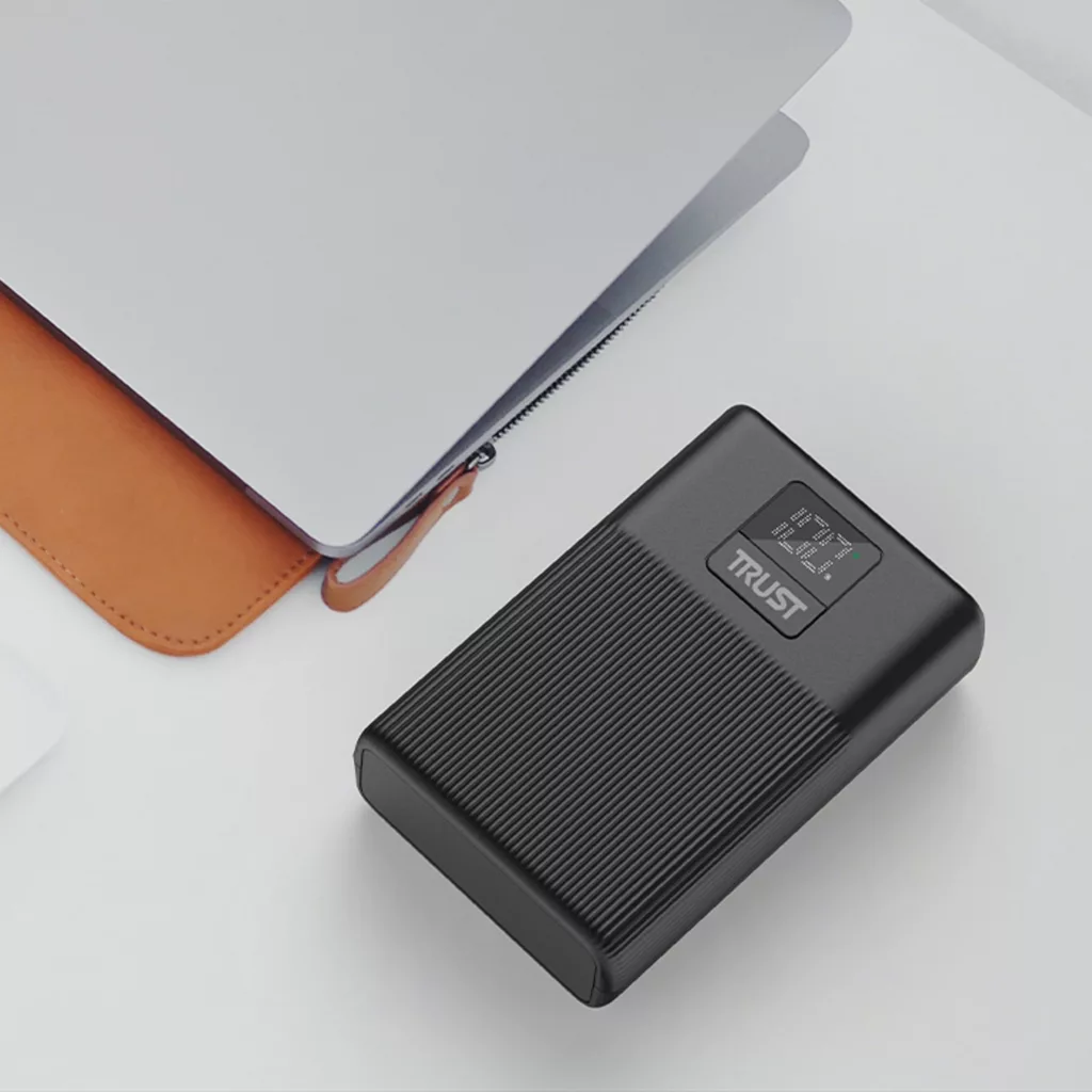 پاوربانک تراست مدل P265D ظرفیت 10000 میلی آمپر ساعت
