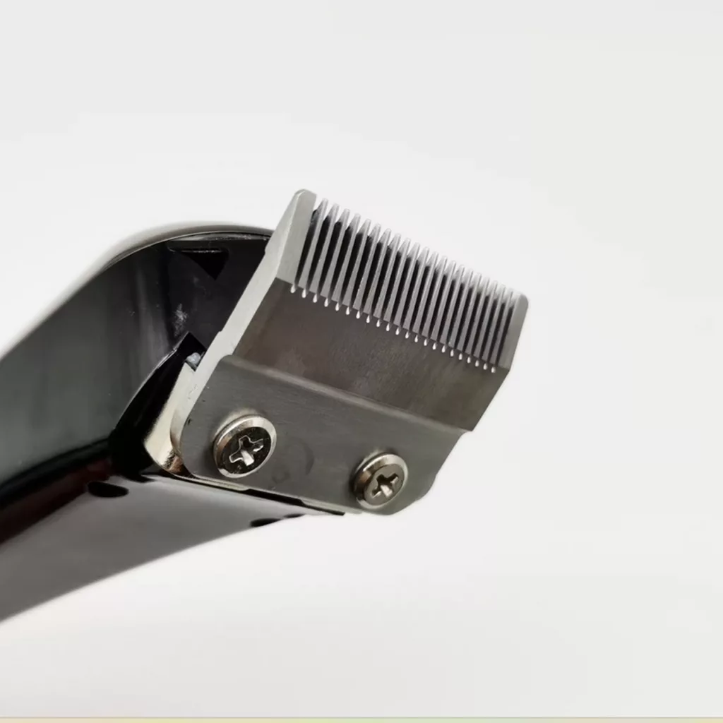 ماشین اصلاح موی سر و صورت وی جی ار مدل V-060