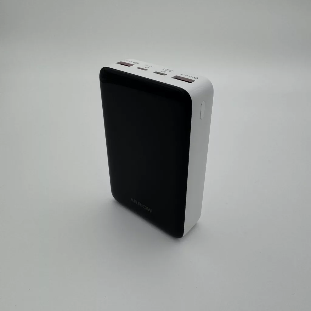 پاوربانک ارو مدل ARP20W ظرفیت 20000 میلی آمپر
