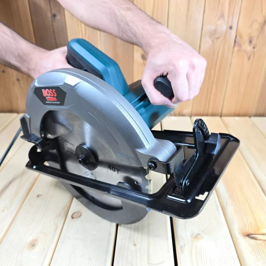 اره دیسکی باس مدل 235 MM