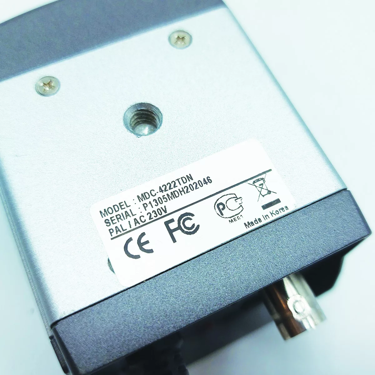 دوربین مدار بسته آنالوگ میکرودیجیتال مدل MDC-4222TDN