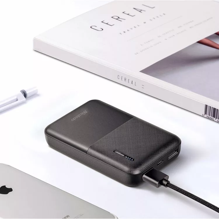 پاوربانک مک دودو مدل MC-6030 ظرفیت 10000 میلی آمپر ساعت