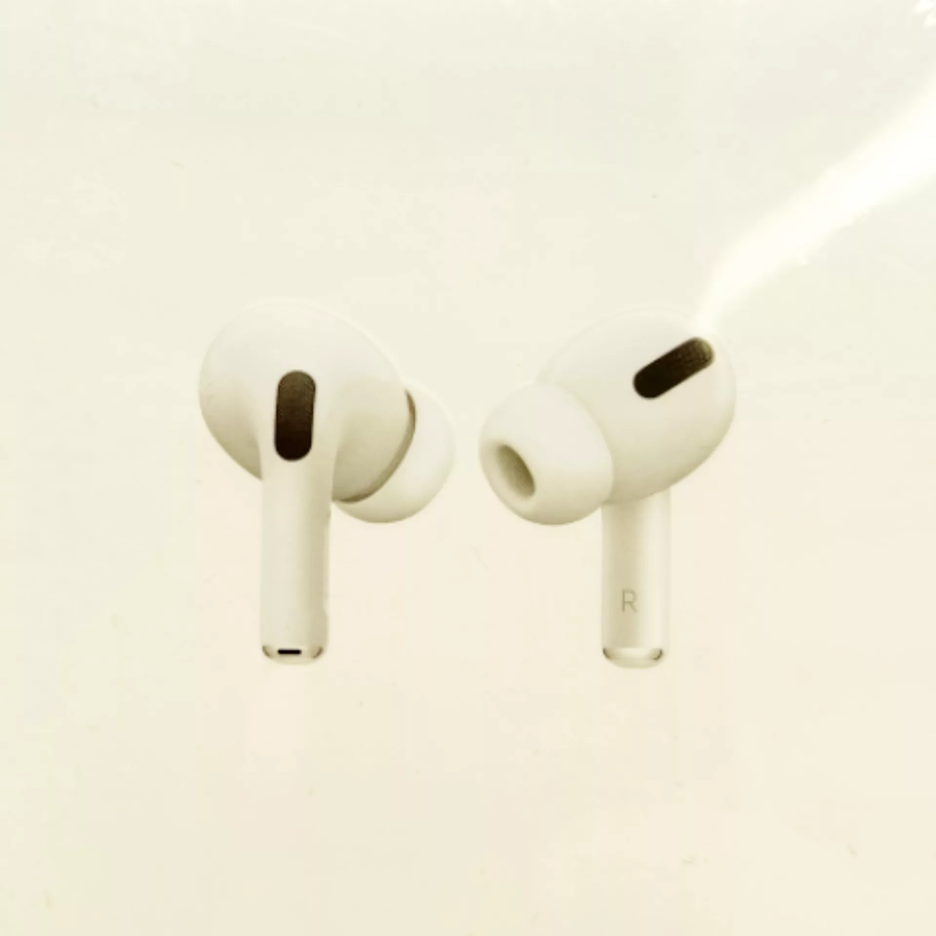 هدست بی سیم مدل ایرپاد pro