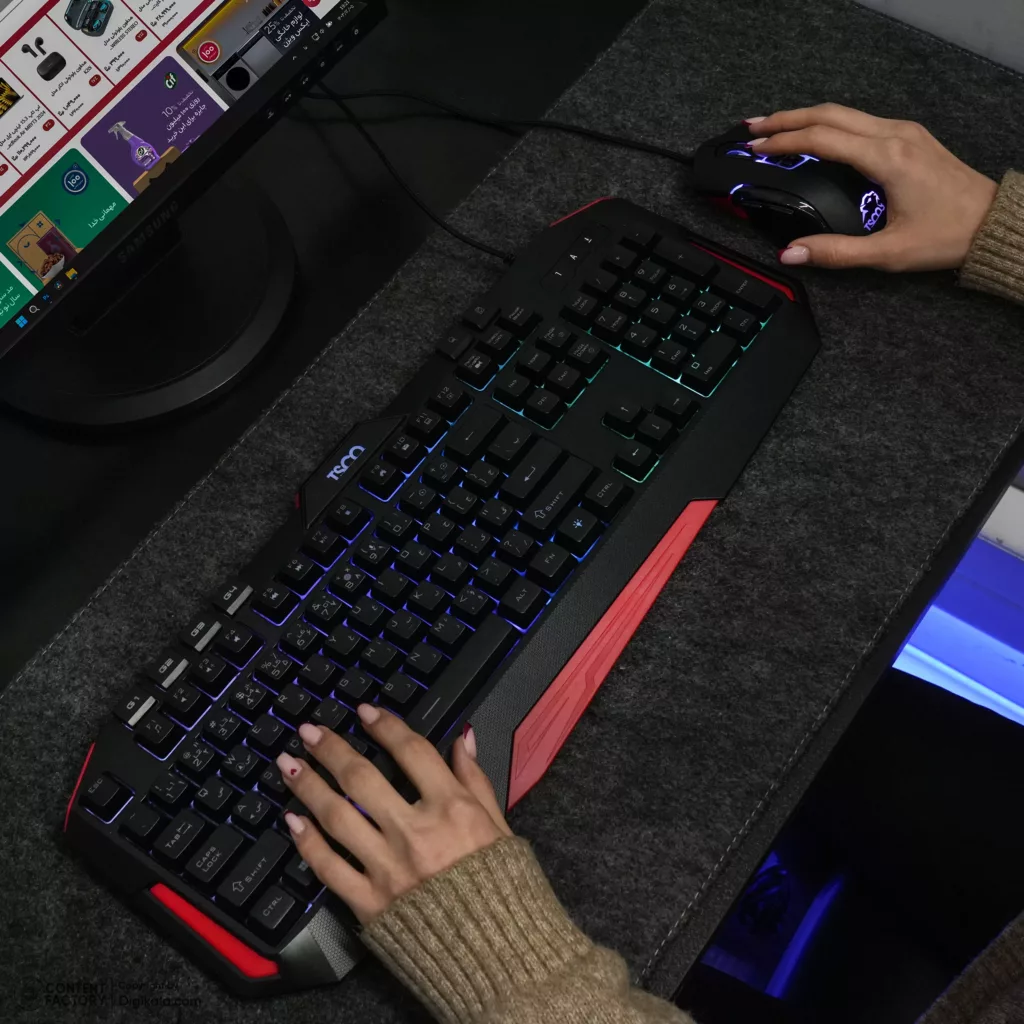 کیبورد گیمینگ تسکو مدل GKM 8205 به همراه موس، Full-size، نورپردازی RGB