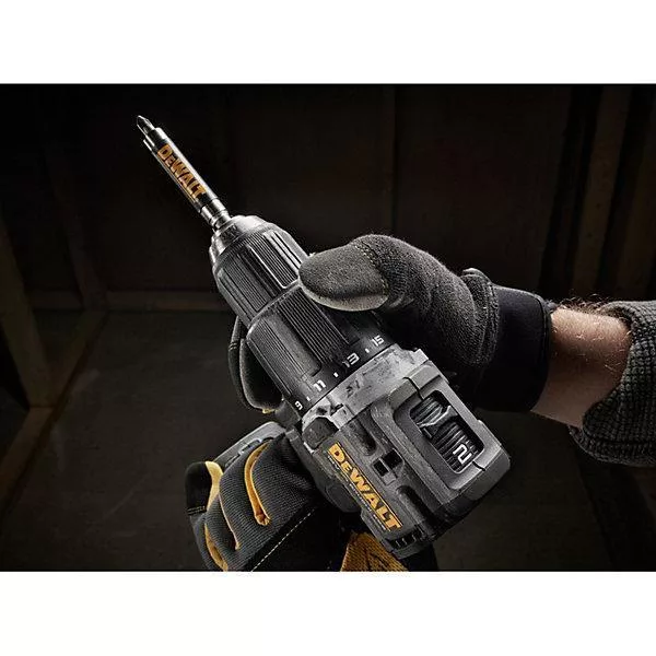 دریل پیچ گوشتی دیوالت مدل   dcd100M2 MCLAREN