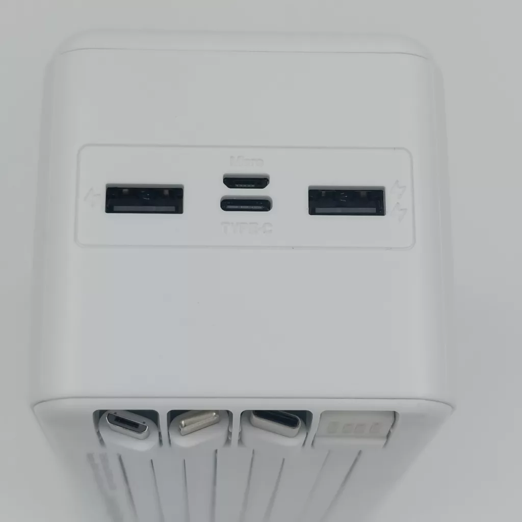 پاور بانک کالوس مدل solar560 ظرفیت 50000 میلی آمپر ساعت