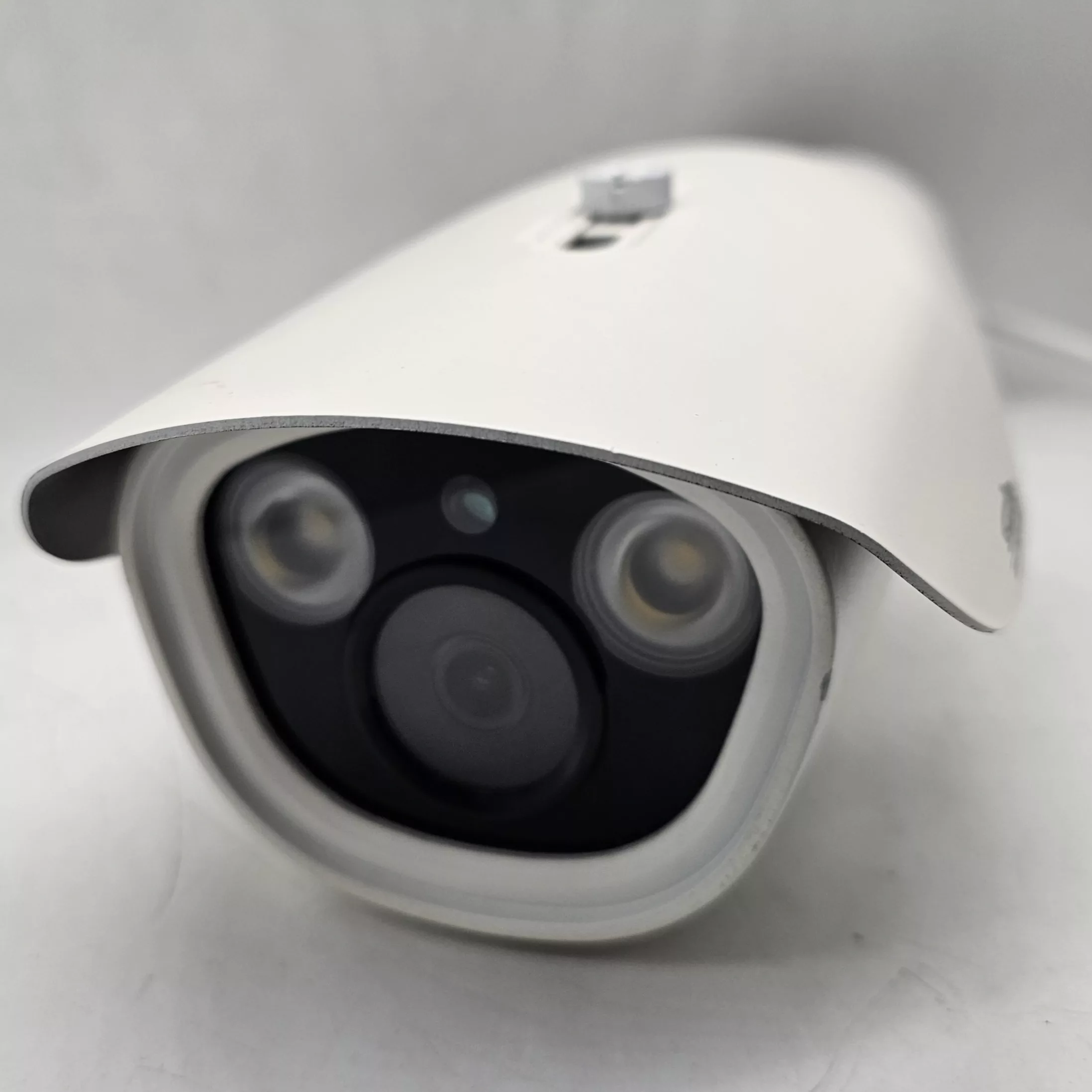 دوربین مداربسته شارک مدل warm light-SH4090FTL53AHD