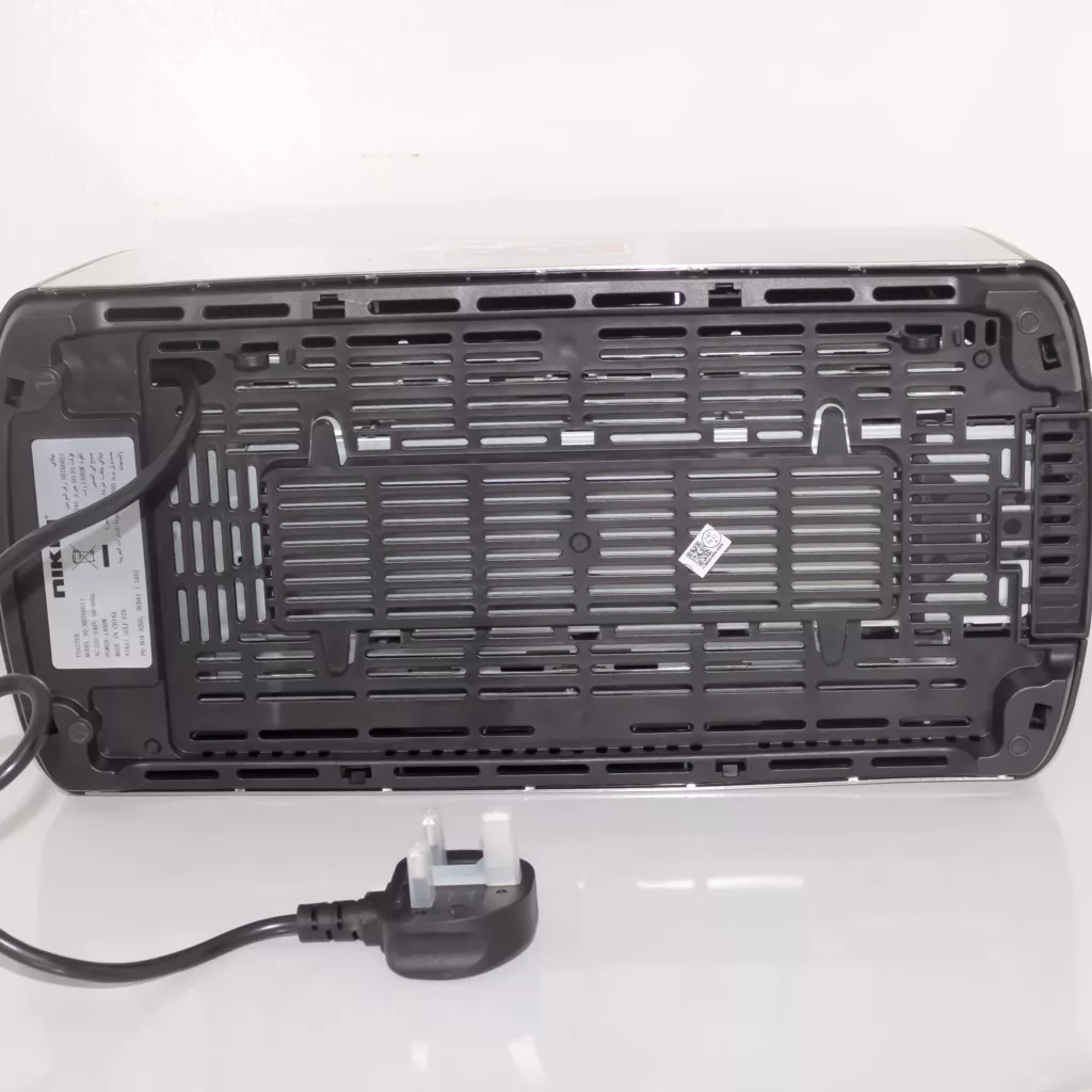 توستر نیکای مدل NBT-666-S1