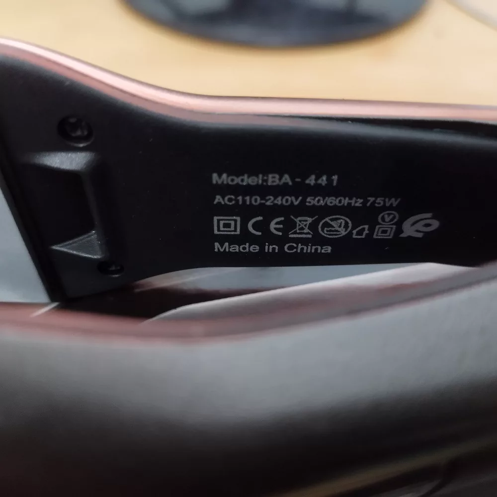 اتو و حالت دهنده ی مو بیبی ورس مدل BA -441