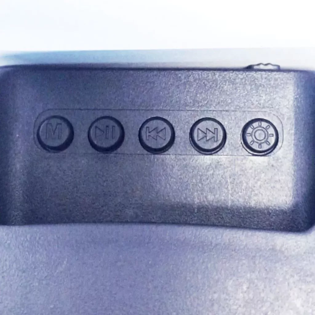 اسپیکر بلوتوثی قابل حمل اور مدل 713