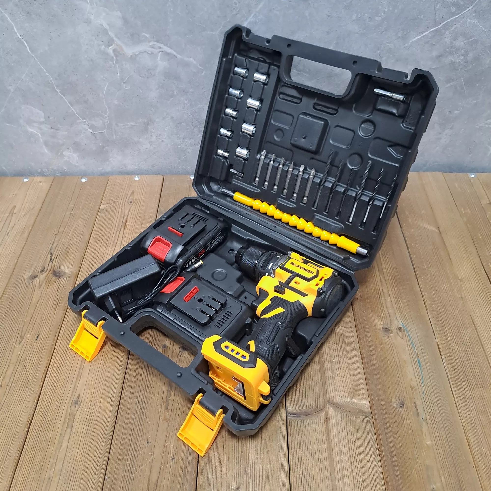 مجموعه 28 عددی دریل پیچ گوشتی براشلس صنعتی نیوپاور مدل 48VF/XR کد 2