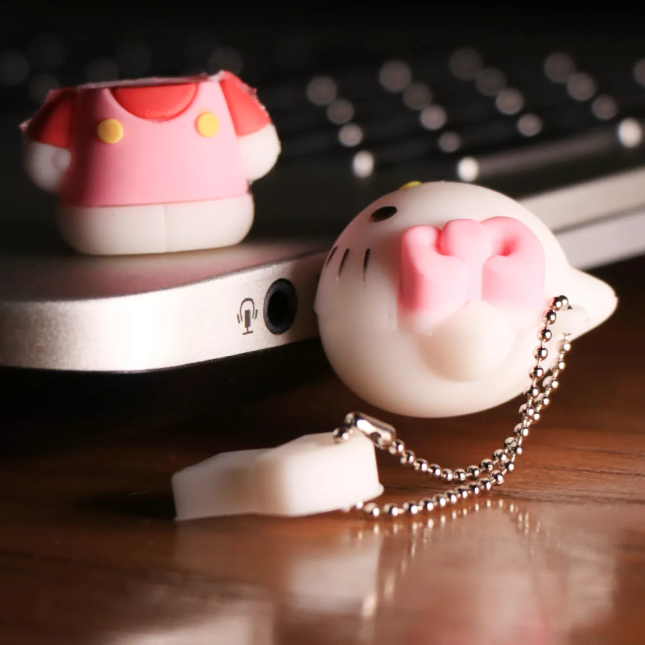 فلش مموری طرح کیتی مدل DPL1093 ظرفیت 16 گیگابایت