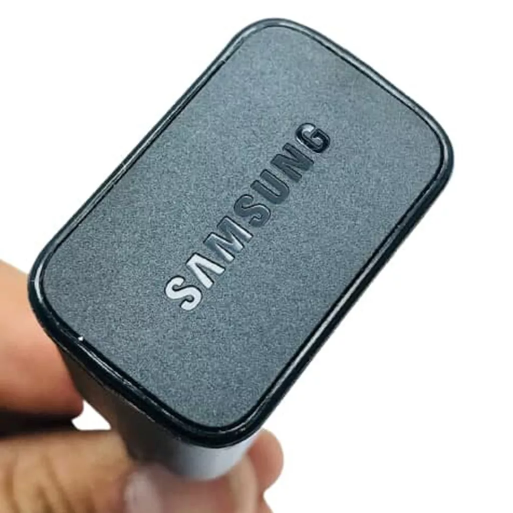 آداپتور شارژر مدل EP-TA200