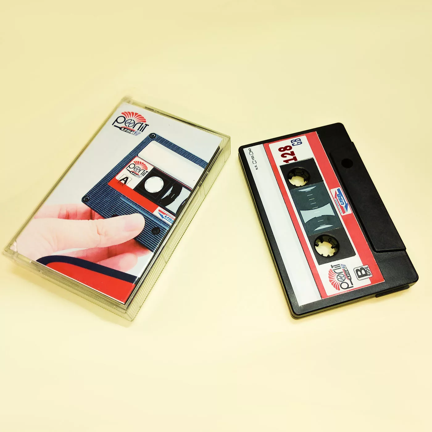 فلش مموری پرلیت یو اس بی طرح نوار کاست مدل C-67 ظرفیت 128 گیگابایت