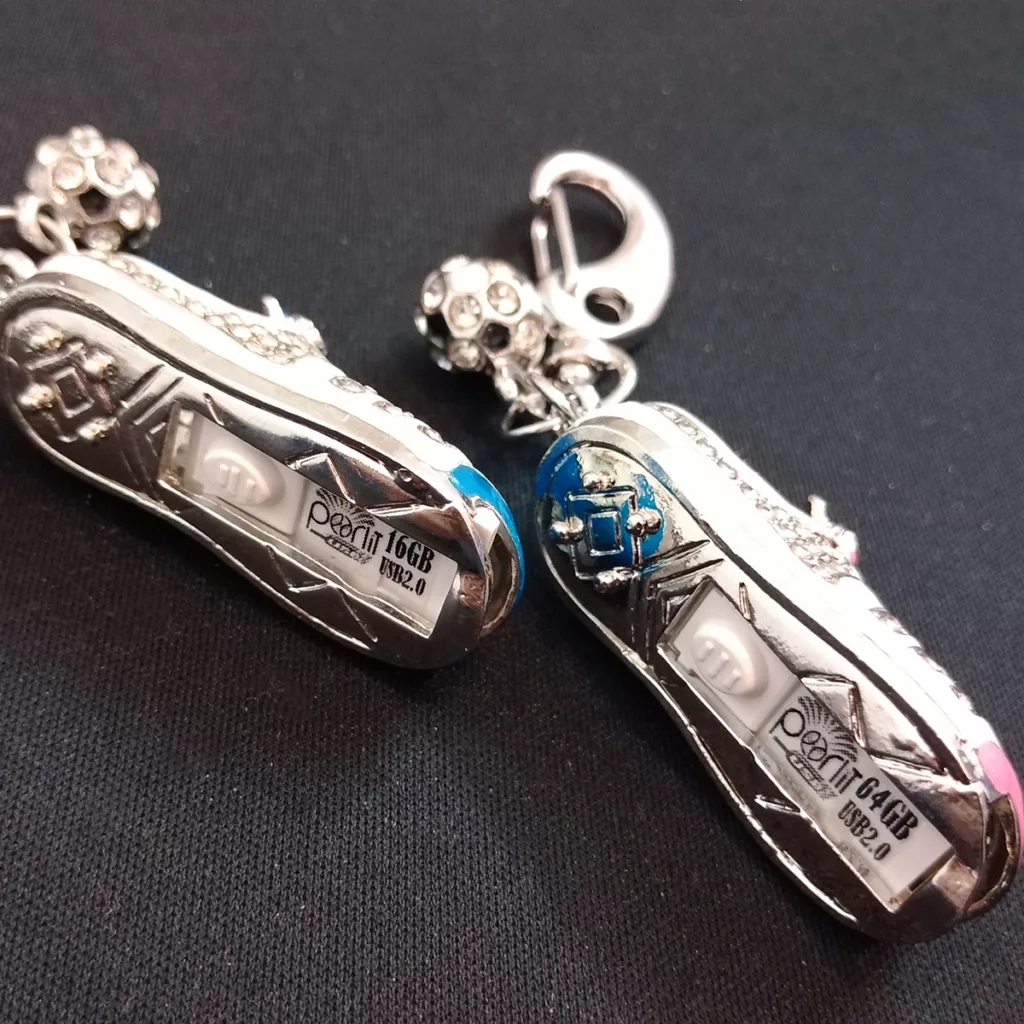 فلش مموری پرلیت یو اس بی طرح کفش کد U-66 ظرفیت 32 گیگابایت