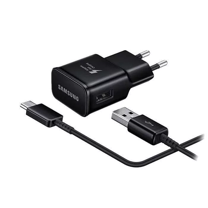 شارژر دیواری مدل EP-TA200 به همراه کابل تبدیل USB-C