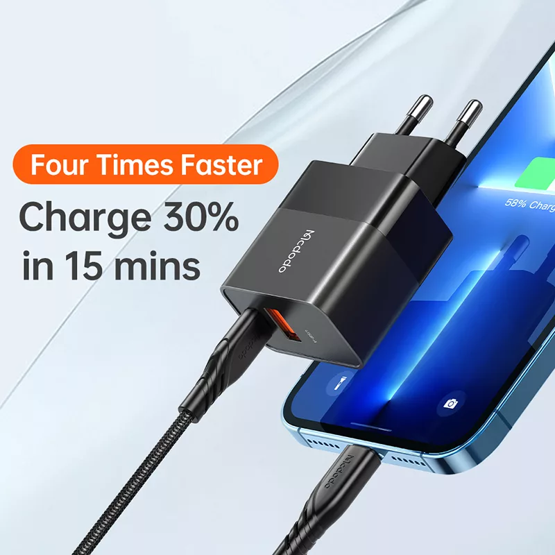 شارژر دیواری 20 وات مک دودو مدل CH-1951