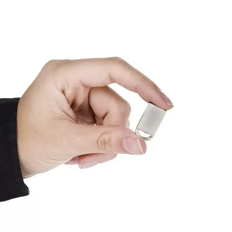 فلش مموری وریتی مدل V811 ظرفیت 32 گیگابایت