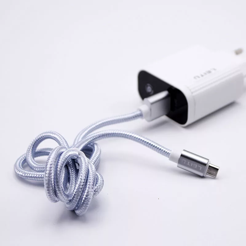 شارژر باتری موبایل لیتو مدل LH - 6 به همراه کابل لایتنینگ