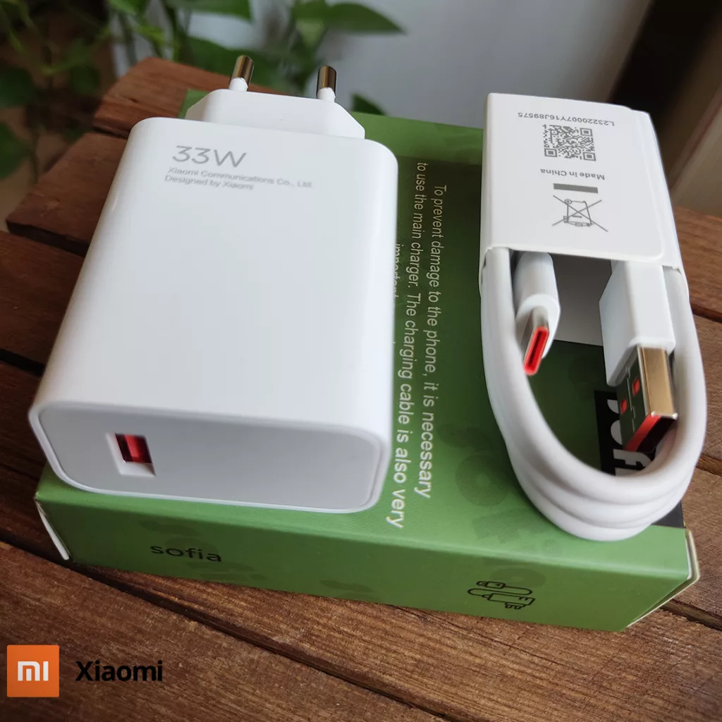 شارژر دیواری شیائومی مدل Poco X3 pro به همراه کابل تبدیل USB-C
