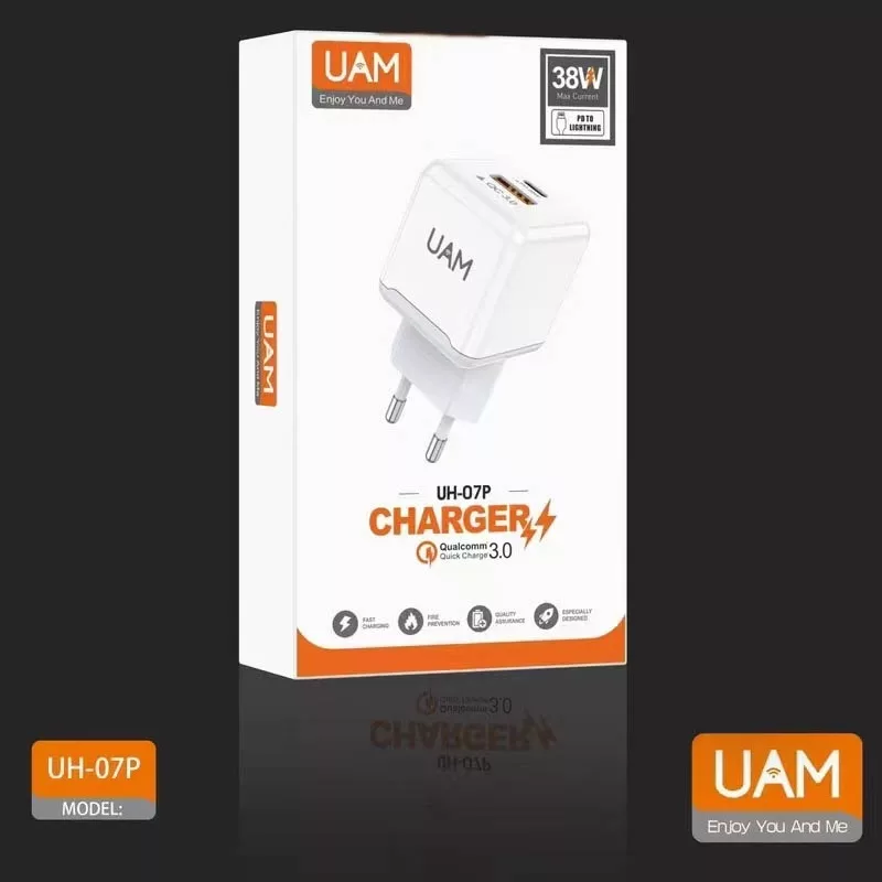 شارژر دیواری 20 وات یو ای ام مدل UH-07P به همراه کابل USB-C